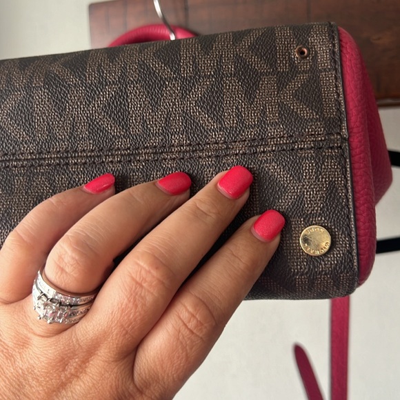 Sold - Picture 8 of 8